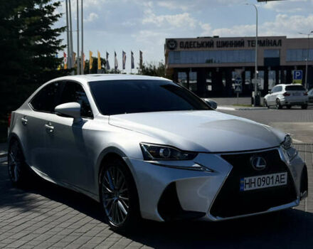 Серый Лексус ИС, объемом двигателя 2 л и пробегом 110 тыс. км за 18900 $, фото 2 на Automoto.ua