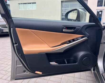 Серый Лексус ИС, объемом двигателя 2 л и пробегом 55 тыс. км за 26990 $, фото 28 на Automoto.ua