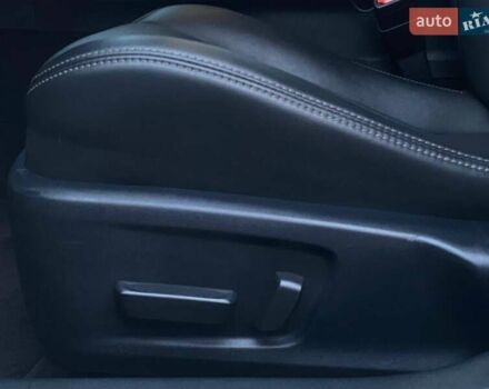Сірий Лексус ІС, об'ємом двигуна 2 л та пробігом 55 тис. км за 36999 $, фото 14 на Automoto.ua