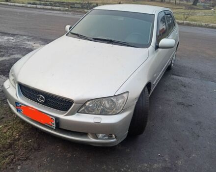 Сірий Лексус ІС, об'ємом двигуна 2 л та пробігом 277 тис. км за 4500 $, фото 10 на Automoto.ua