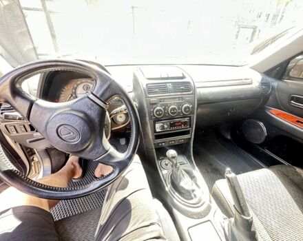 Сірий Лексус ІС, об'ємом двигуна 2 л та пробігом 277 тис. км за 5300 $, фото 4 на Automoto.ua