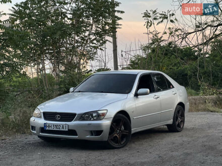 Лексус ІС 2000 у Одесі на Automoto.ua Сірий Лексус ІС, об'ємом двигуна 1.99 л та пробігом 278 тис. км за 5499 $, фото 1 на Automoto.ua