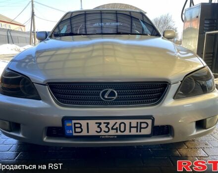 Серый Лексус ИС, объемом двигателя 2 л и пробегом 433 тыс. км за 4999 $, фото 1 на Automoto.ua