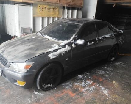 Серый Лексус ИС, объемом двигателя 0 л и пробегом 200 тыс. км за 2500 $, фото 1 на Automoto.ua