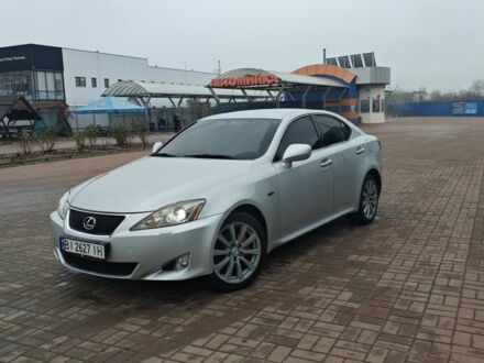 Серый Лексус ИС, объемом двигателя 2.2 л и пробегом 366 тыс. км за 6500 $, фото 1 на Automoto.ua