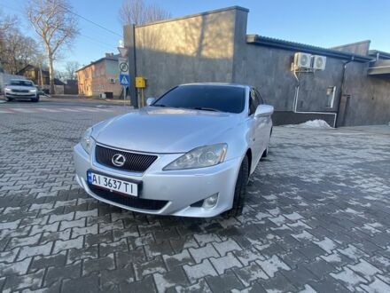 Серый Лексус ИС, объемом двигателя 2.2 л и пробегом 373 тыс. км за 8000 $, фото 1 на Automoto.ua
