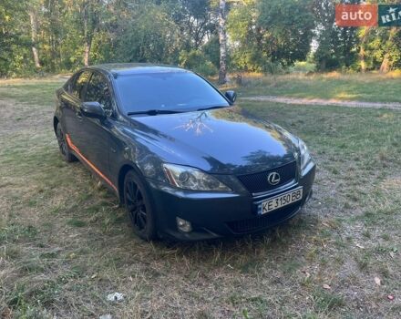 Сірий Лексус ІС, об'ємом двигуна 2.23 л та пробігом 240 тис. км за 5850 $, фото 1 на Automoto.ua