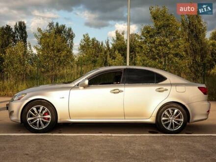 Сірий Лексус ІС, об'ємом двигуна 2.23 л та пробігом 340 тис. км за 6900 $, фото 1 на Automoto.ua