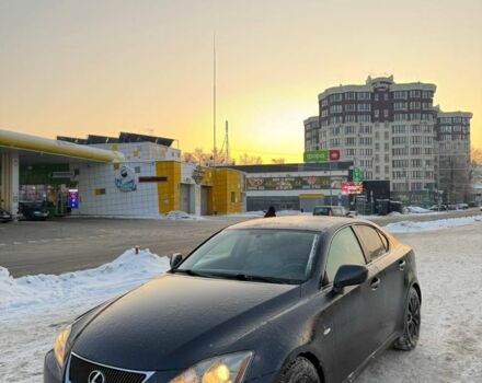 Серый Лексус ИС, объемом двигателя 2.2 л и пробегом 300 тыс. км за 4150 $, фото 1 на Automoto.ua