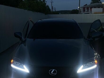 Серый Лексус ИС, объемом двигателя 2.2 л и пробегом 280 тыс. км за 8200 $, фото 1 на Automoto.ua