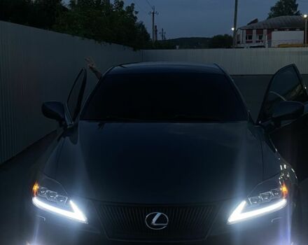 Серый Лексус ИС, объемом двигателя 2.2 л и пробегом 280 тыс. км за 8200 $, фото 1 на Automoto.ua