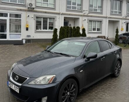 Сірий Лексус ІС, об'ємом двигуна 2.2 л та пробігом 350 тис. км за 3699 $, фото 1 на Automoto.ua
