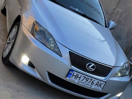 Серый Лексус ИС, объемом двигателя 2.2 л и пробегом 270 тыс. км за 7900 $, фото 1 на Automoto.ua