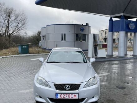 Сірий Лексус ІС, об'ємом двигуна 2.2 л та пробігом 361 тис. км за 4800 $, фото 1 на Automoto.ua