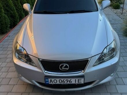Сірий Лексус ІС, об'ємом двигуна 2.5 л та пробігом 175 тис. км за 9000 $, фото 1 на Automoto.ua