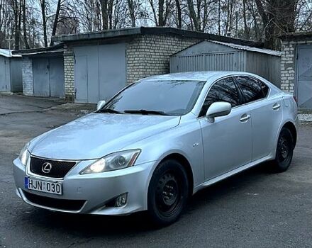 Серый Лексус ИС, объемом двигателя 2.2 л и пробегом 234 тыс. км за 3700 $, фото 1 на Automoto.ua