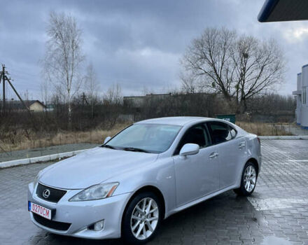 Серый Лексус ИС, объемом двигателя 2.23 л и пробегом 300 тыс. км за 3850 $, фото 1 на Automoto.ua