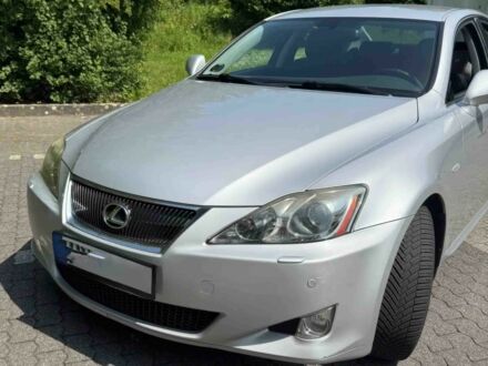 Лексус ИС 2007 в Львове на Automoto.ua Серый Лексус ИС, объемом двигателя 2.5 л и пробегом 187 тыс. км за 4000 $, фото 1 на Automoto.ua