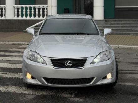Серый Лексус ИС, объемом двигателя 2.2 л и пробегом 255 тыс. км за 7100 $, фото 1 на Automoto.ua