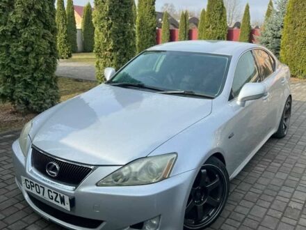 Сірий Лексус ІС, об'ємом двигуна 2.2 л та пробігом 230 тис. км за 3113 $, фото 1 на Automoto.ua