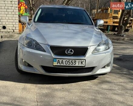 Серый Лексус ИС, объемом двигателя 3 л и пробегом 255 тыс. км за 7900 $, фото 1 на Automoto.ua