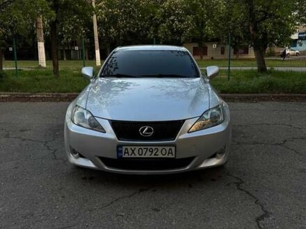 Лексус ІС 2007 у Славянске на Automoto.ua Сірий Лексус ІС, об'ємом двигуна 2.2 л та пробігом 189 тис. км за 9000 $, фото 1 на Automoto.ua