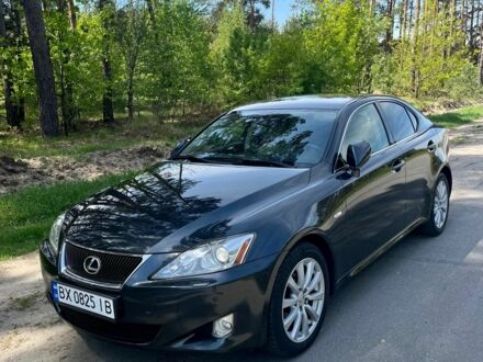 Сірий Лексус ІС, об'ємом двигуна 2.2 л та пробігом 156 тис. км за 8800 $, фото 1 на Automoto.ua
