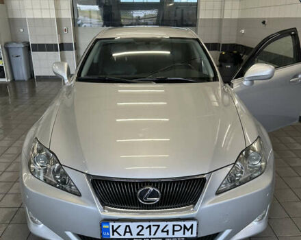 Сірий Лексус ІС, об'ємом двигуна 3 л та пробігом 170 тис. км за 10000 $, фото 1 на Automoto.ua