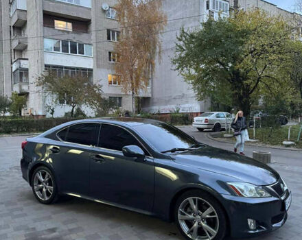 Серый Лексус ИС, объемом двигателя 2.5 л и пробегом 310 тыс. км за 11800 $, фото 1 на Automoto.ua
