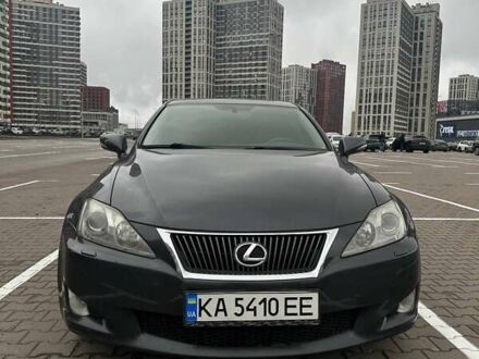 Сірий Лексус ІС, об'ємом двигуна 2.5 л та пробігом 150 тис. км за 11100 $, фото 1 на Automoto.ua