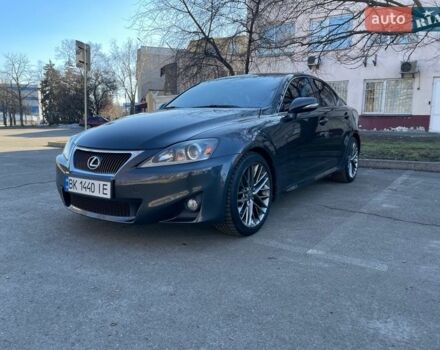 Сірий Лексус ІС, об'ємом двигуна 2.5 л та пробігом 251 тис. км за 12000 $, фото 1 на Automoto.ua