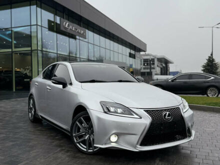 Серый Лексус ИС, объемом двигателя 2.5 л и пробегом 198 тыс. км за 11500 $, фото 1 на Automoto.ua