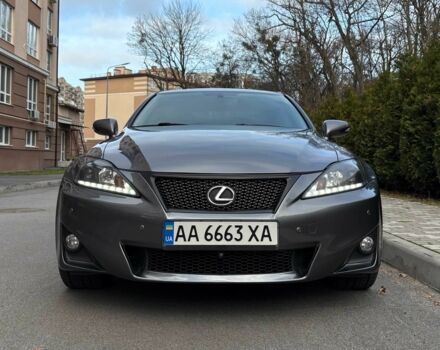 Сірий Лексус ІС, об'ємом двигуна 2.5 л та пробігом 177 тис. км за 13000 $, фото 1 на Automoto.ua
