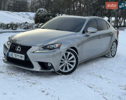 Сірий Лексус ІС, об'ємом двигуна 2.5 л та пробігом 145 тис. км за 15500 $, фото 1 на Automoto.ua