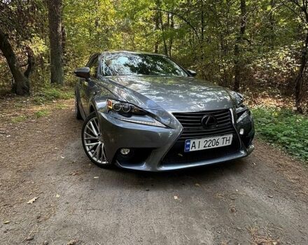 Серый Лексус ИС, объемом двигателя 2.5 л и пробегом 208 тыс. км за 13000 $, фото 1 на Automoto.ua