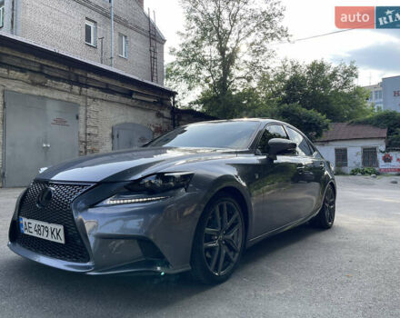 Сірий Лексус ІС, об'ємом двигуна 2.5 л та пробігом 180 тис. км за 15400 $, фото 1 на Automoto.ua
