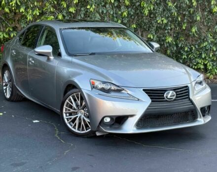 Серый Лексус ИС, объемом двигателя 2.5 л и пробегом 76 тыс. км за 4100 $, фото 1 на Automoto.ua