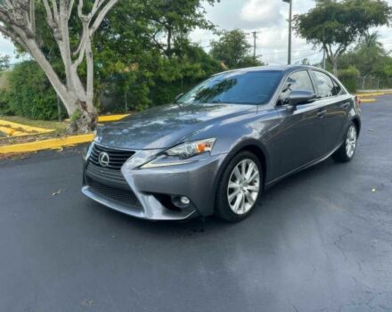 Серый Лексус ИС, объемом двигателя 2.5 л и пробегом 80 тыс. км за 10000 $, фото 1 на Automoto.ua