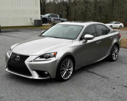 Серый Лексус ИС, объемом двигателя 2.5 л и пробегом 72 тыс. км за 6300 $, фото 1 на Automoto.ua