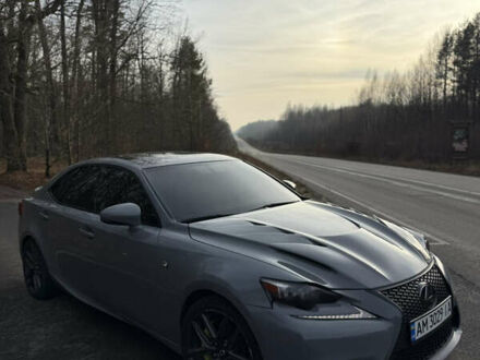 Серый Лексус ИС, объемом двигателя 2 л и пробегом 180 тыс. км за 17500 $, фото 1 на Automoto.ua