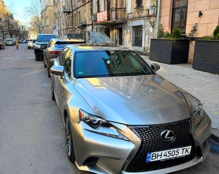 Серый Лексус ИС, объемом двигателя 2 л и пробегом 132 тыс. км за 18500 $, фото 1 на Automoto.ua