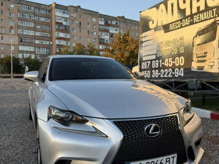 Сірий Лексус ІС, об'ємом двигуна 2.5 л та пробігом 155 тис. км за 17500 $, фото 1 на Automoto.ua