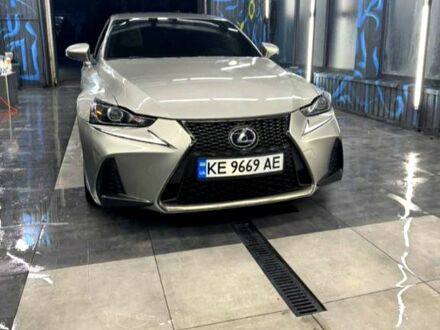 Серый Лексус ИС, объемом двигателя 2 л и пробегом 145 тыс. км за 21200 $, фото 1 на Automoto.ua