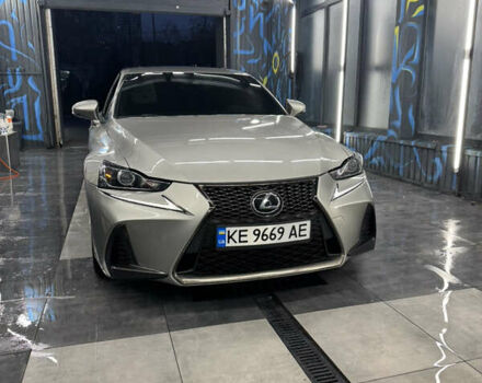 Сірий Лексус ІС, об'ємом двигуна 2 л та пробігом 145 тис. км за 23000 $, фото 1 на Automoto.ua
