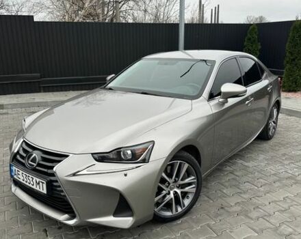 Серый Лексус ИС, объемом двигателя 2 л и пробегом 165 тыс. км за 23000 $, фото 1 на Automoto.ua