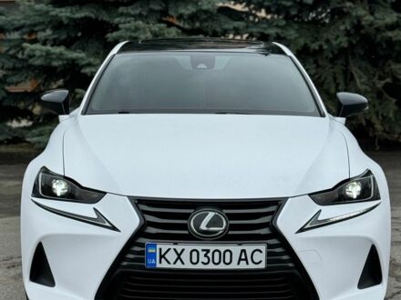 Серый Лексус ИС, объемом двигателя 2 л и пробегом 61 тыс. км за 22000 $, фото 1 на Automoto.ua
