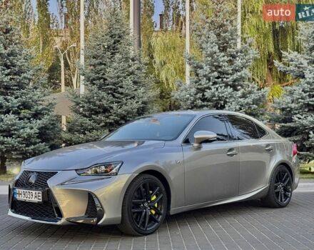 Сірий Лексус ІС, об'ємом двигуна 2 л та пробігом 85 тис. км за 22900 $, фото 1 на Automoto.ua