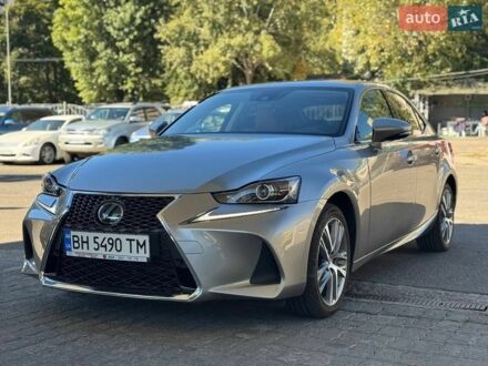 Сірий Лексус ІС, об'ємом двигуна 2 л та пробігом 60 тис. км за 21500 $, фото 1 на Automoto.ua