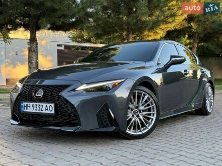 Сірий Лексус ІС, об'ємом двигуна 2 л та пробігом 25 тис. км за 31700 $, фото 1 на Automoto.ua