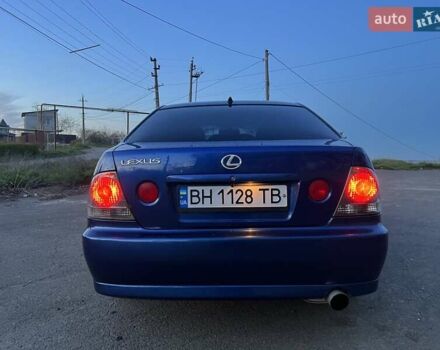 Синий Лексус ИС, объемом двигателя 2 л и пробегом 250 тыс. км за 5100 $, фото 6 на Automoto.ua
